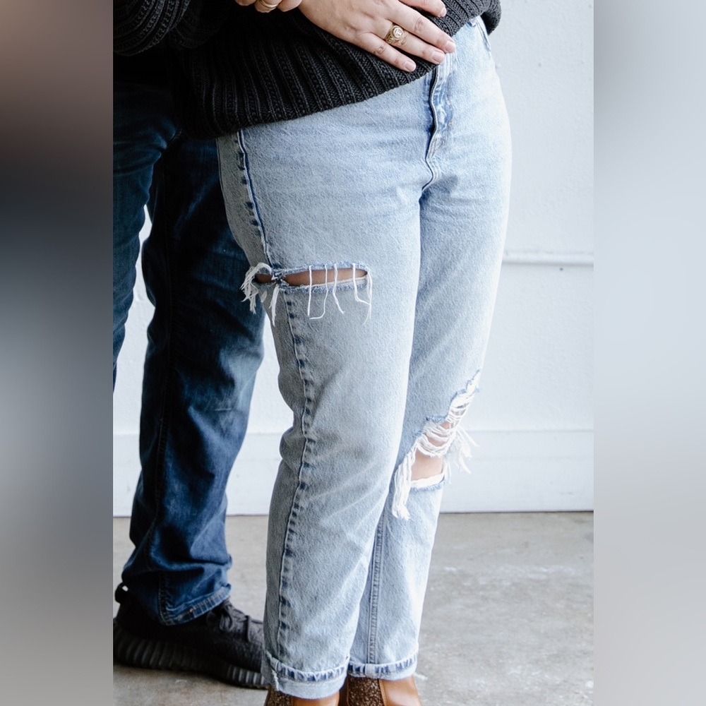 Topshop High Rise Ripped Mom Jean - Picture 7 of 7